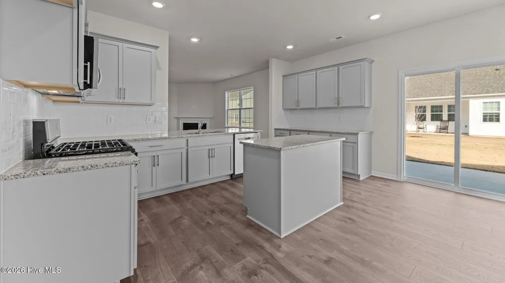 1091 Aviator Lane Ayden, NC 28513