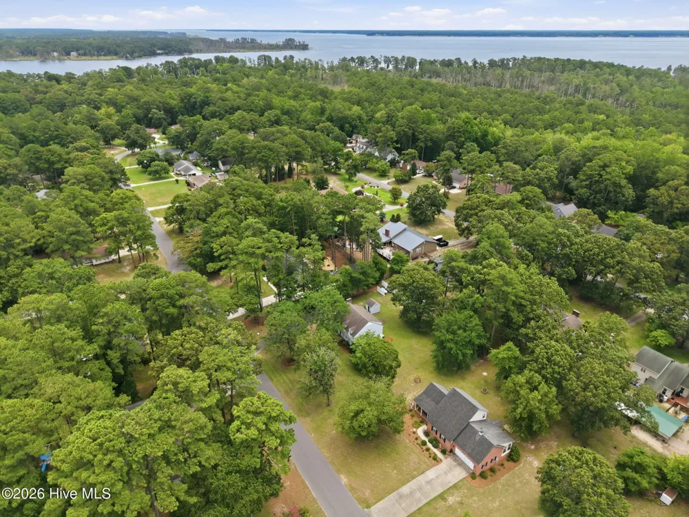 111 Wedgewood Drive Washington, NC 27889