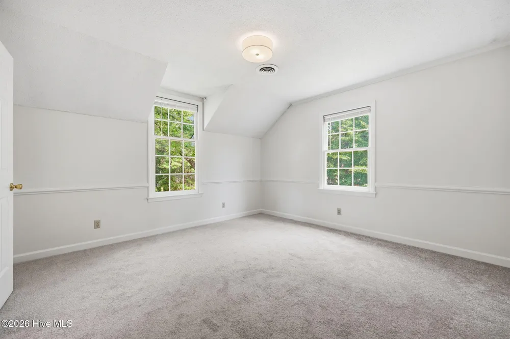 111 Wedgewood Drive Washington, NC 27889