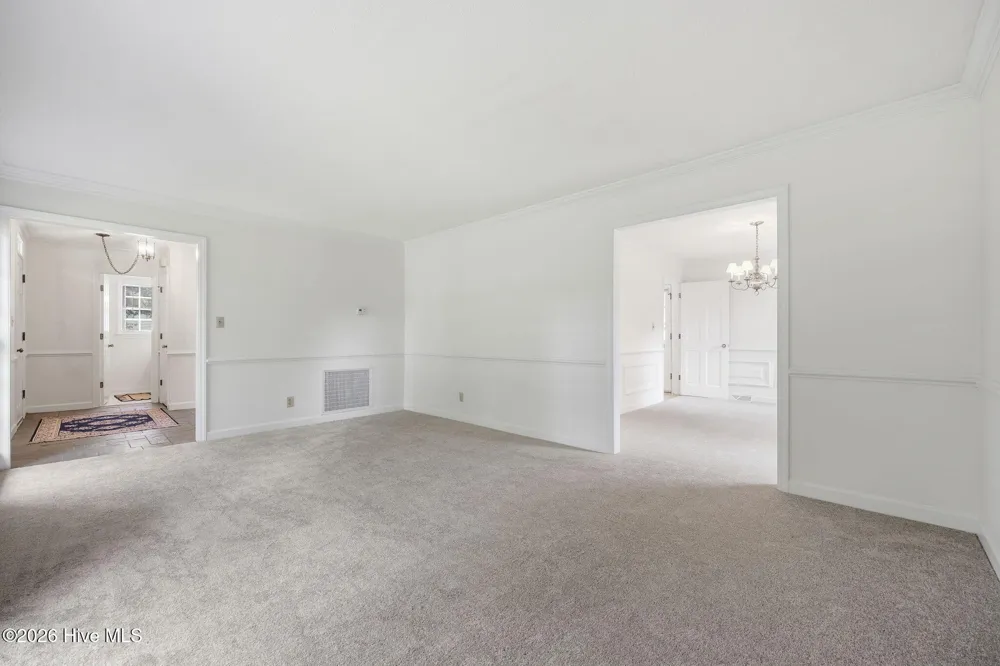 111 Wedgewood Drive Washington, NC 27889