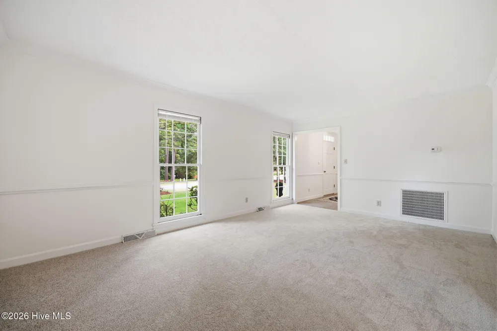 111 Wedgewood Drive Washington, NC 27889