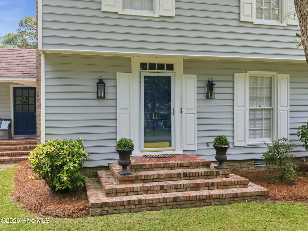111 Wedgewood Drive Washington, NC 27889
