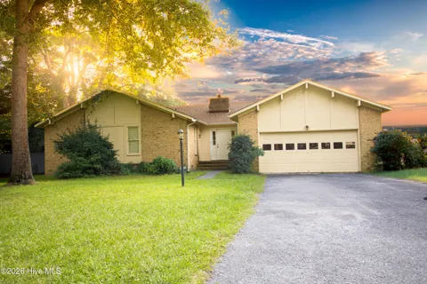 1504 Darby Place