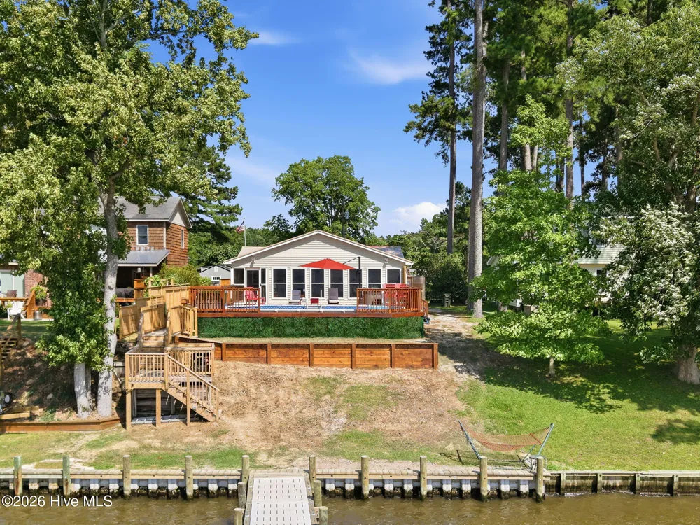 32 & 35 S Teachs Point Road Bath, NC 27808