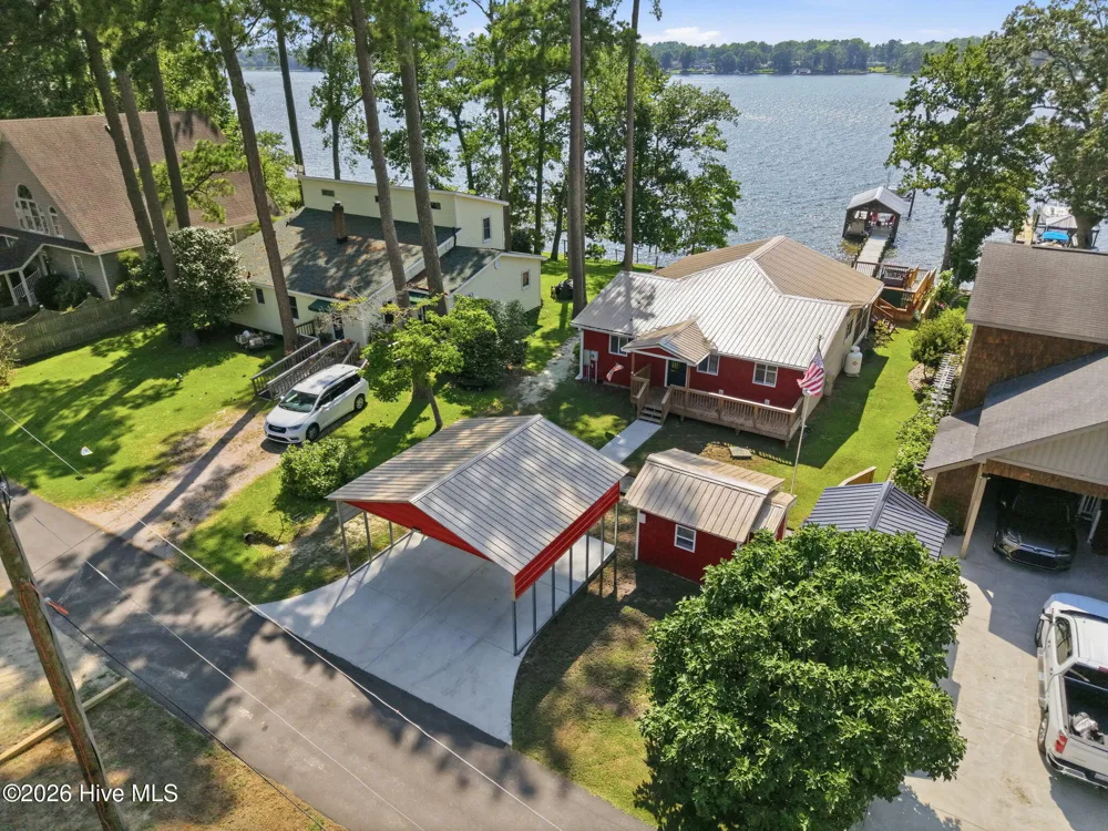 32 & 35 S Teachs Point Road Bath, NC 27808