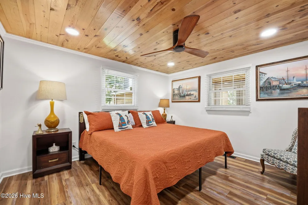 32 & 35 S Teachs Point Road Bath, NC 27808