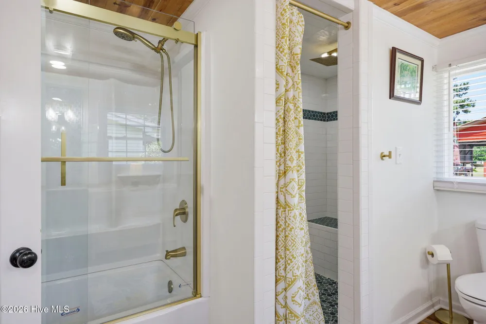 32 & 35 S Teachs Point Road Bath, NC 27808