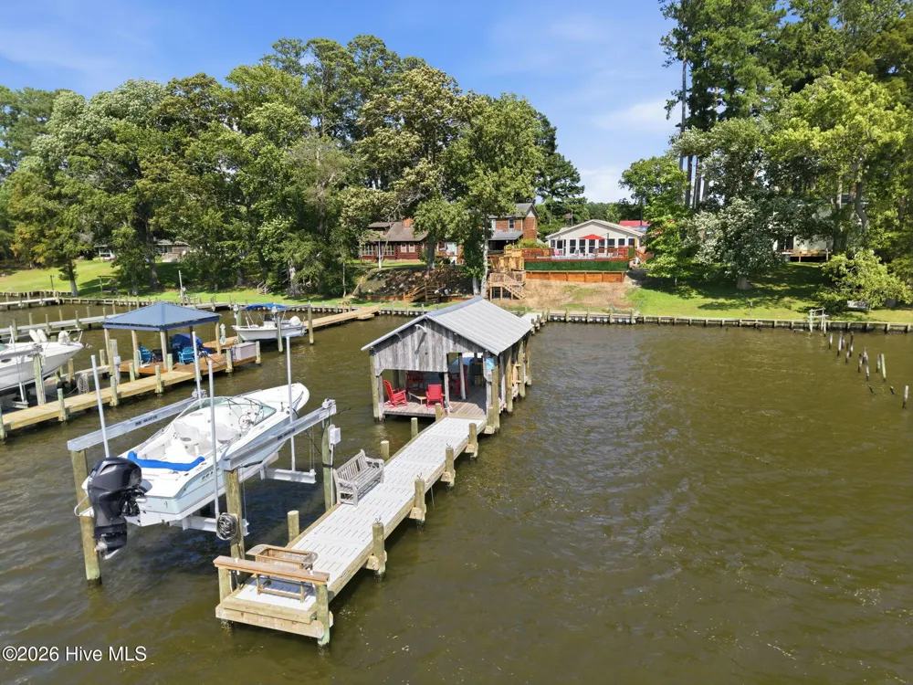 32 & 35 S Teachs Point Road Bath, NC 27808