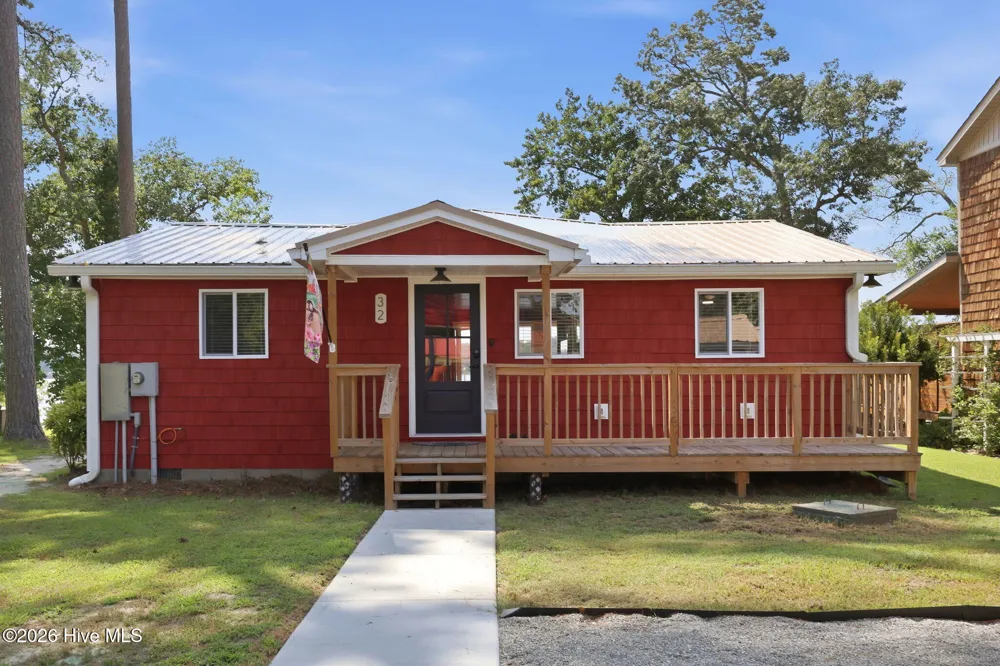 32 & 35 S Teachs Point Road Bath, NC 27808