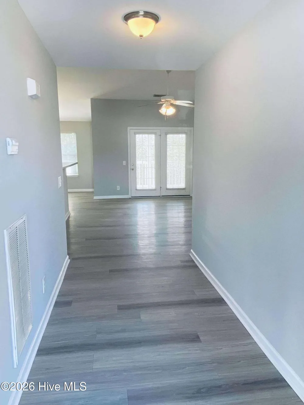 2412 King Richard Court #F Greenville, NC 27858