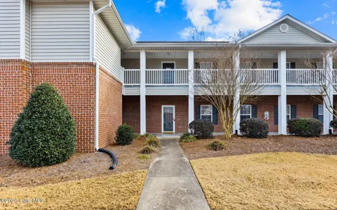 2412 King Richard Court #F