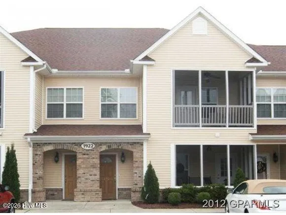1922 Tara Court #202 Greenville, NC 27858