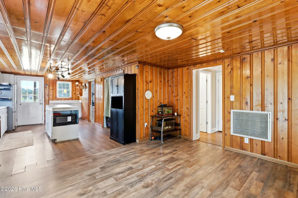 421 S Brown Street Chadbourn, NC 28431