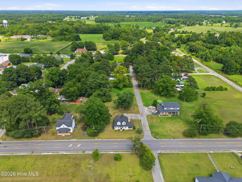 421 S Brown Street Chadbourn, NC 28431