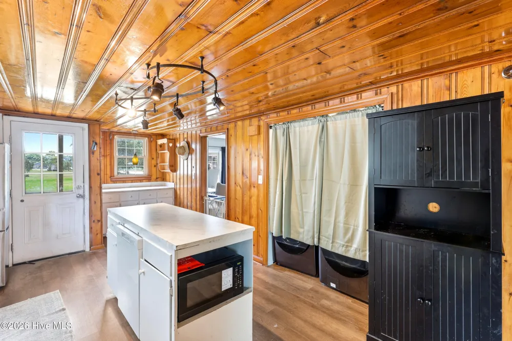 421 S Brown Street Chadbourn, NC 28431