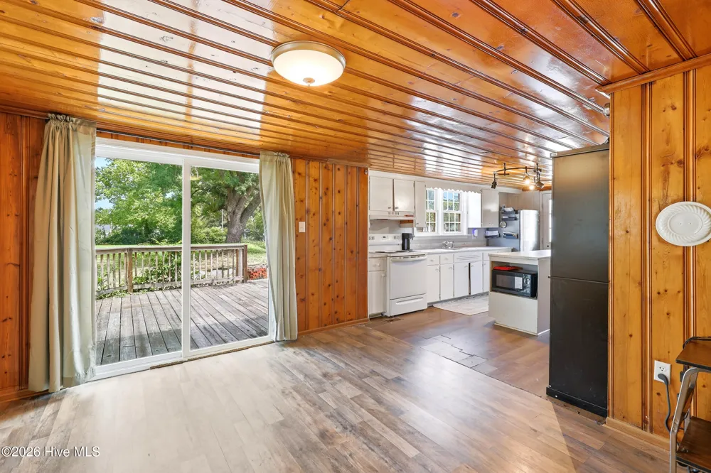 421 S Brown Street Chadbourn, NC 28431