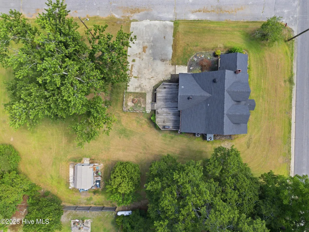 421 S Brown Street Chadbourn, NC 28431