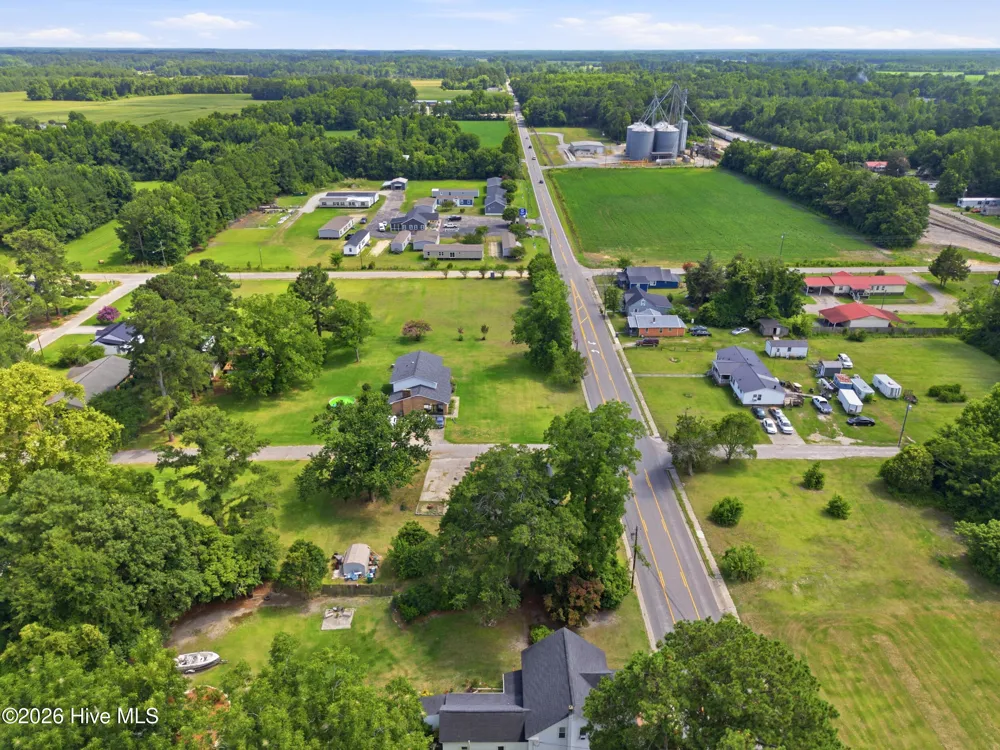 421 S Brown Street Chadbourn, NC 28431