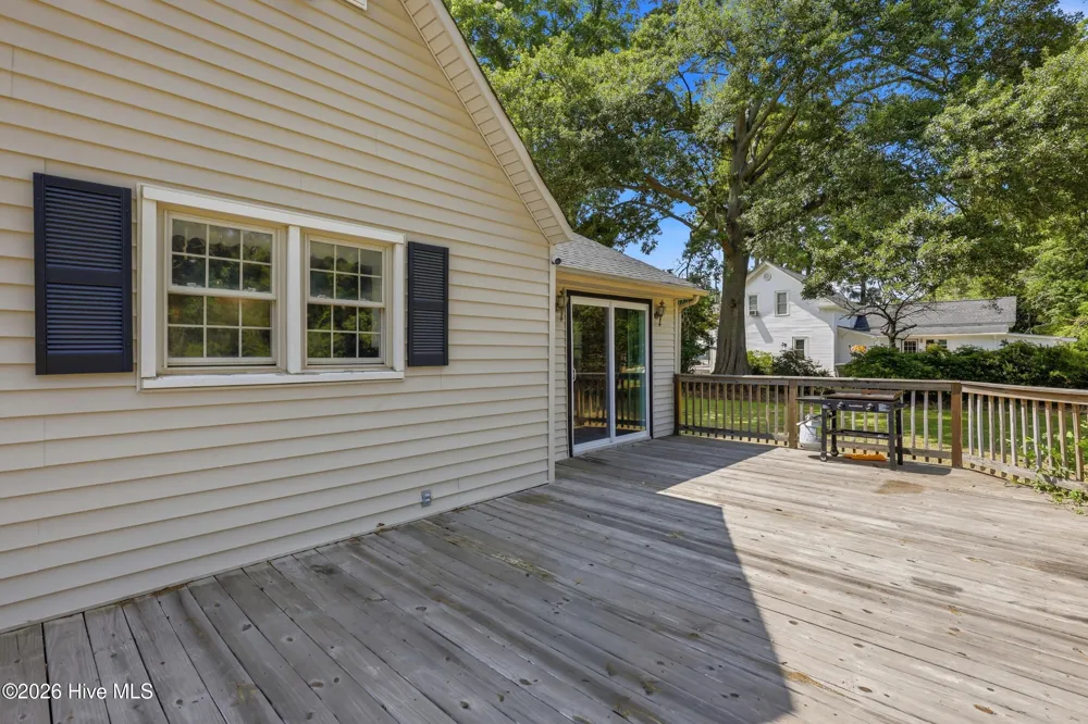421 S Brown Street Chadbourn, NC 28431