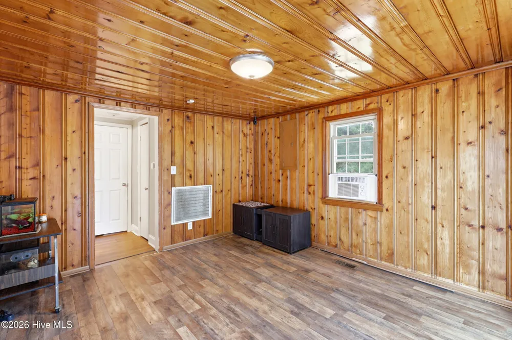 421 S Brown Street Chadbourn, NC 28431