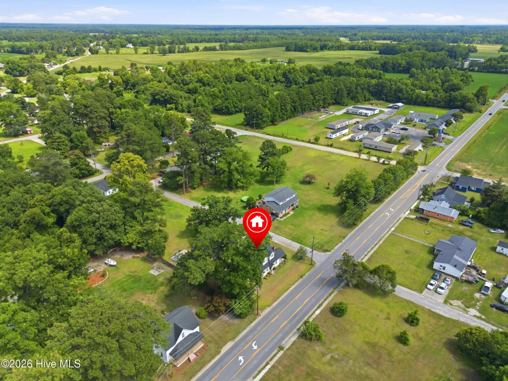421 S Brown Street Chadbourn, NC 28431