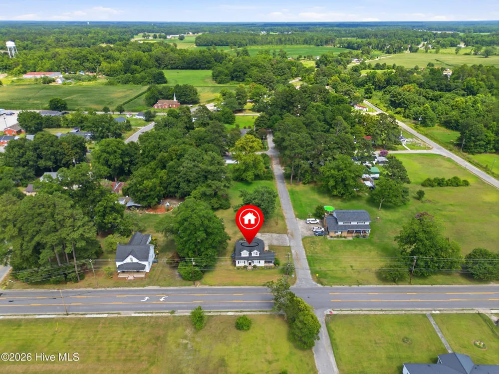 421 S Brown Street Chadbourn, NC 28431