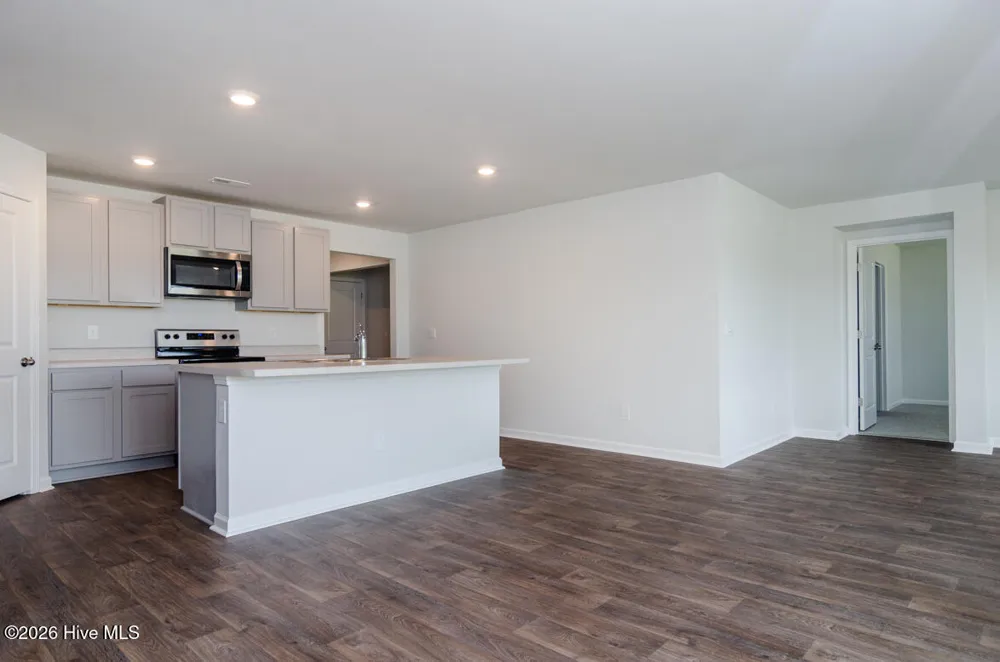 4784 Scaup Way Winnabow, NC 28479