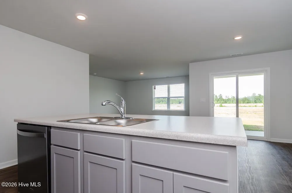 4784 Scaup Way Winnabow, NC 28479