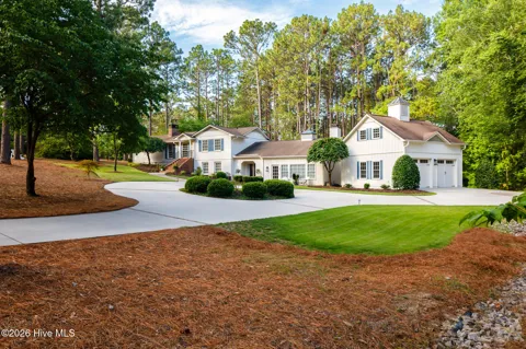675 Lake Dornoch Drive