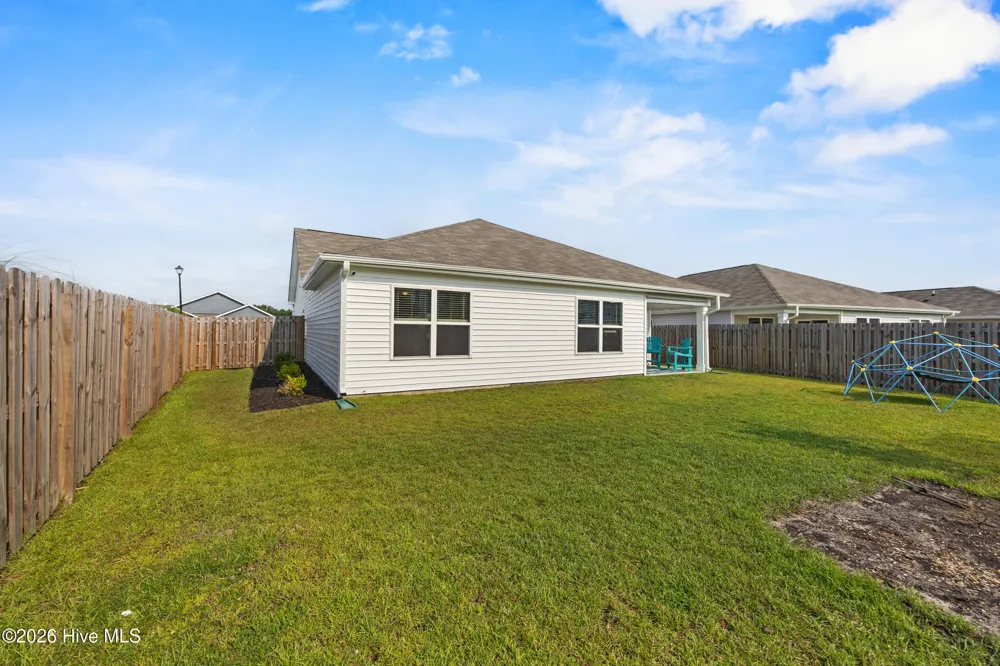 304 Cleat Drive Surf City, NC 28445