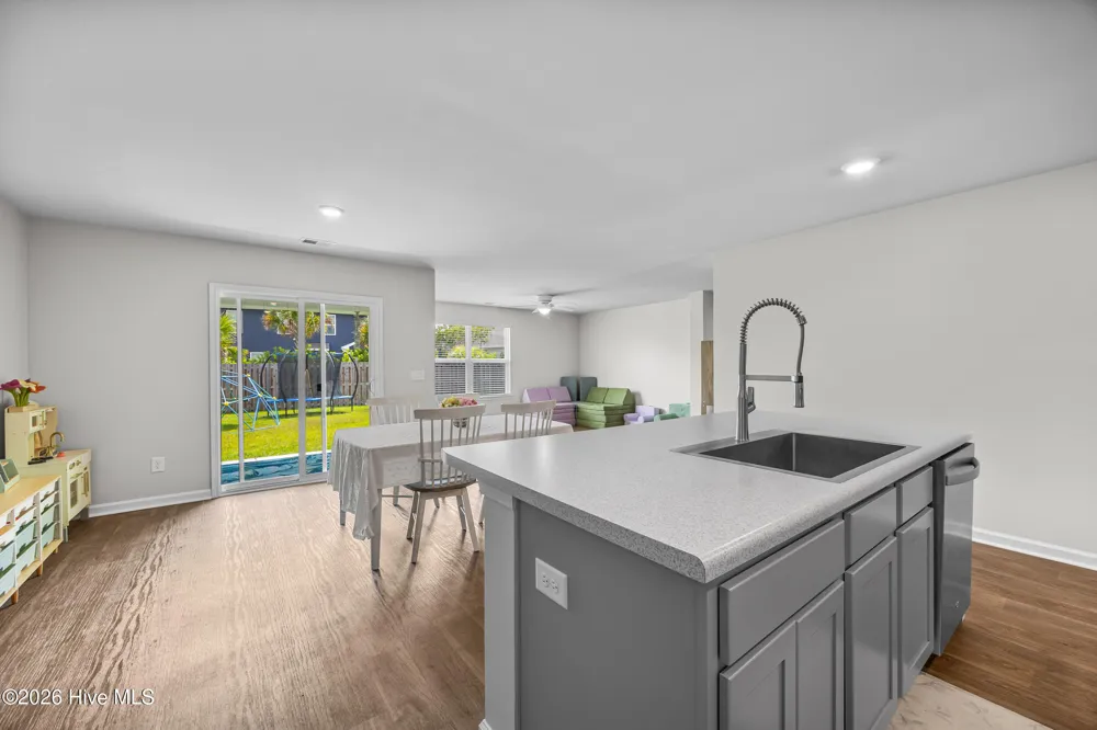 304 Cleat Drive Surf City, NC 28445