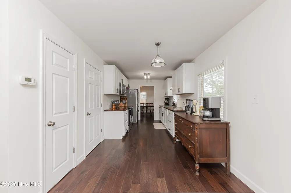 670 Queens Creek Road Hubert, NC 28539