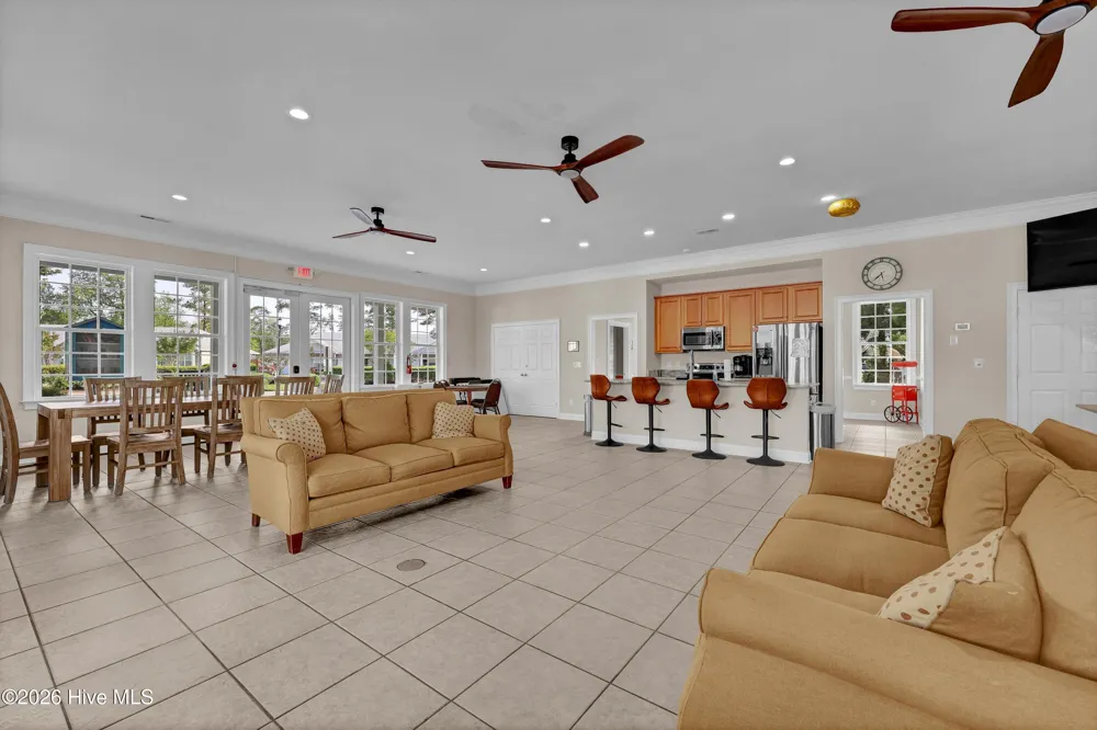 6512 Pinnacle Point Winnabow, NC 28479