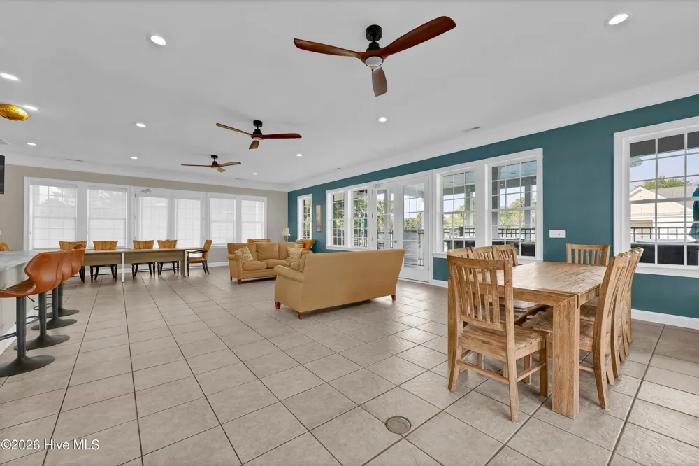 6512 Pinnacle Point Winnabow, NC 28479