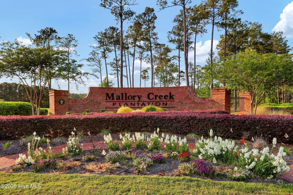 6512 Pinnacle Point Winnabow, NC 28479