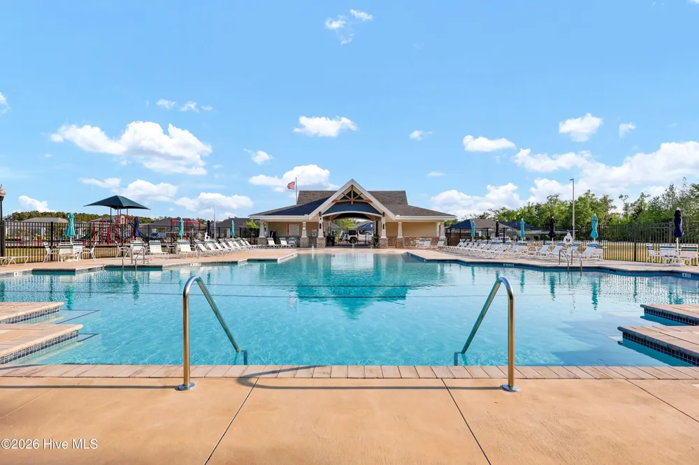 6512 Pinnacle Point Winnabow, NC 28479