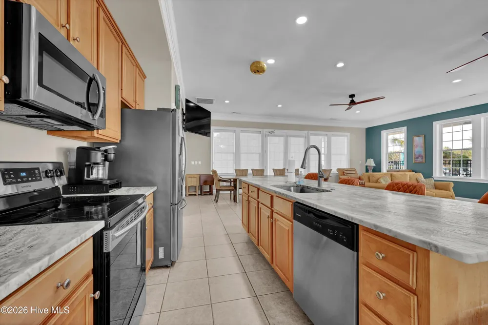 6512 Pinnacle Point Winnabow, NC 28479