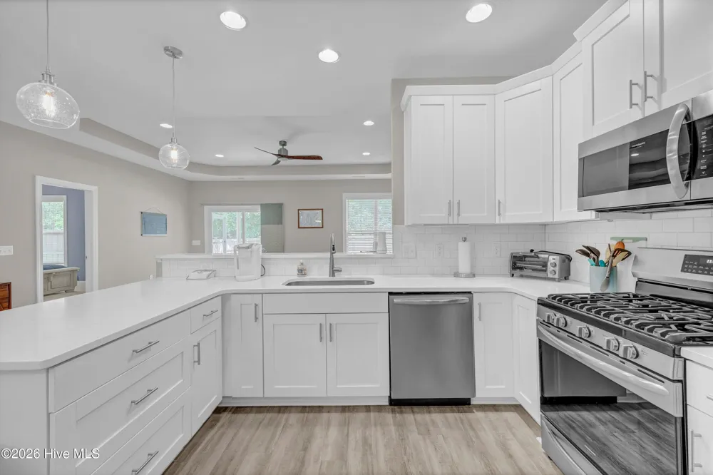 6512 Pinnacle Point Winnabow, NC 28479
