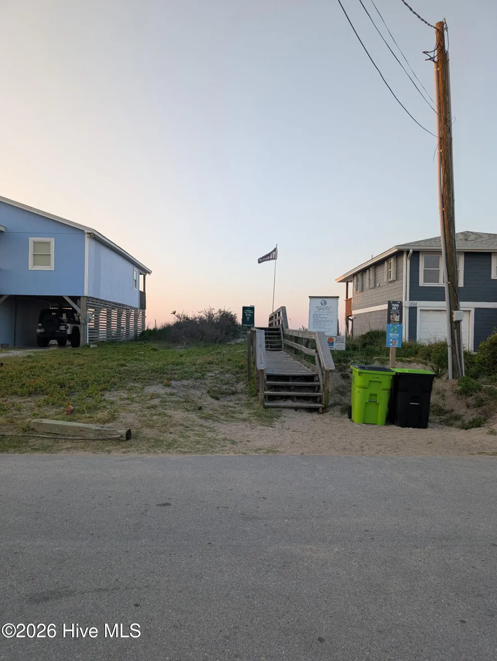 1110 Topsail Drive Surf City, NC 28445