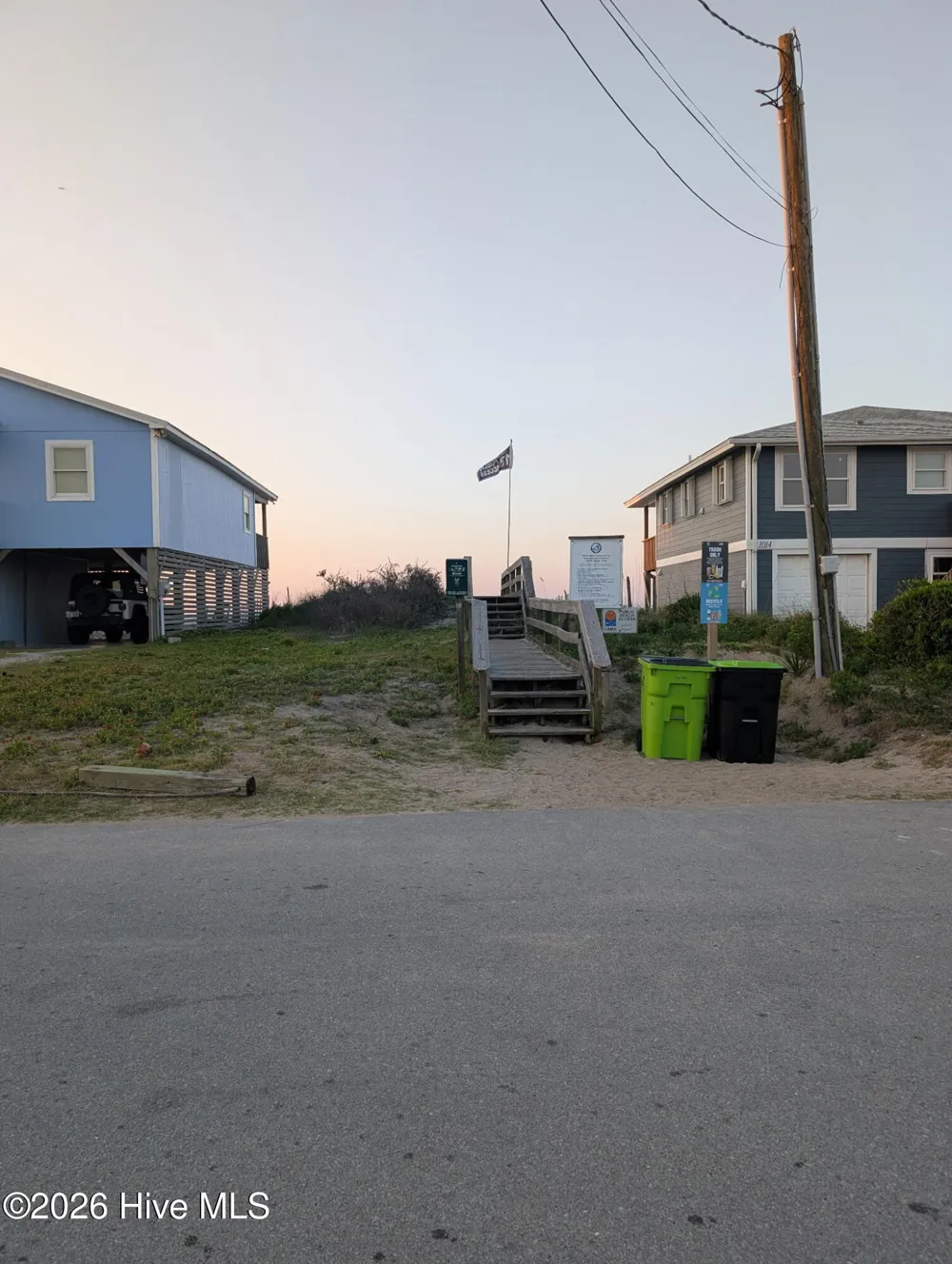 1110 Topsail Drive Surf City, NC 28445