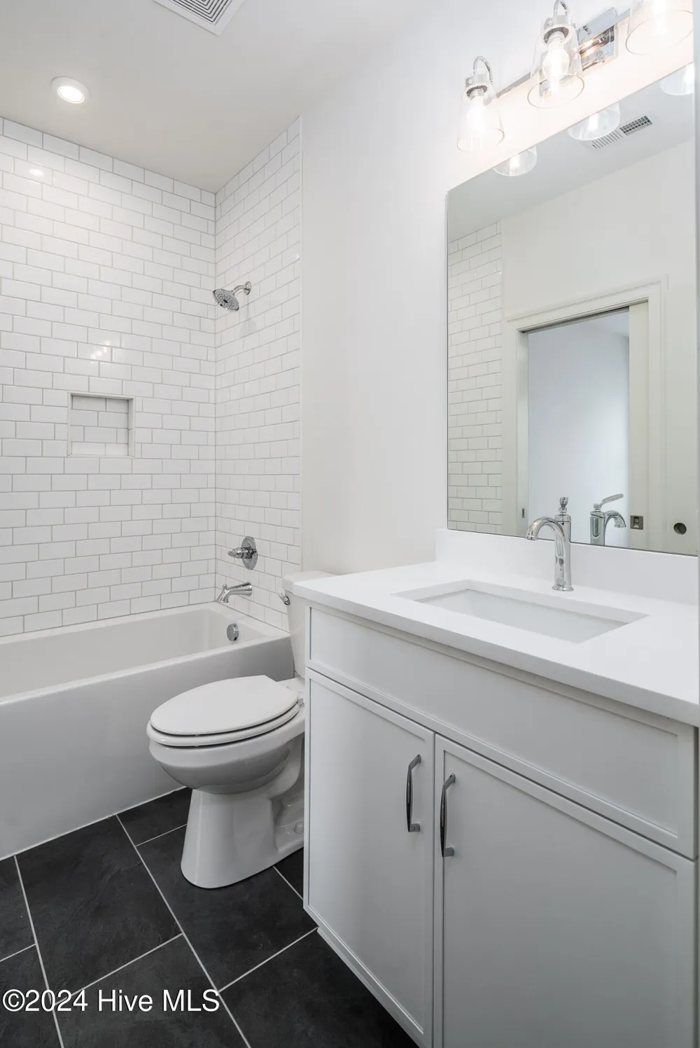 138 Pine Tree Point Snow Hill, NC 28580
