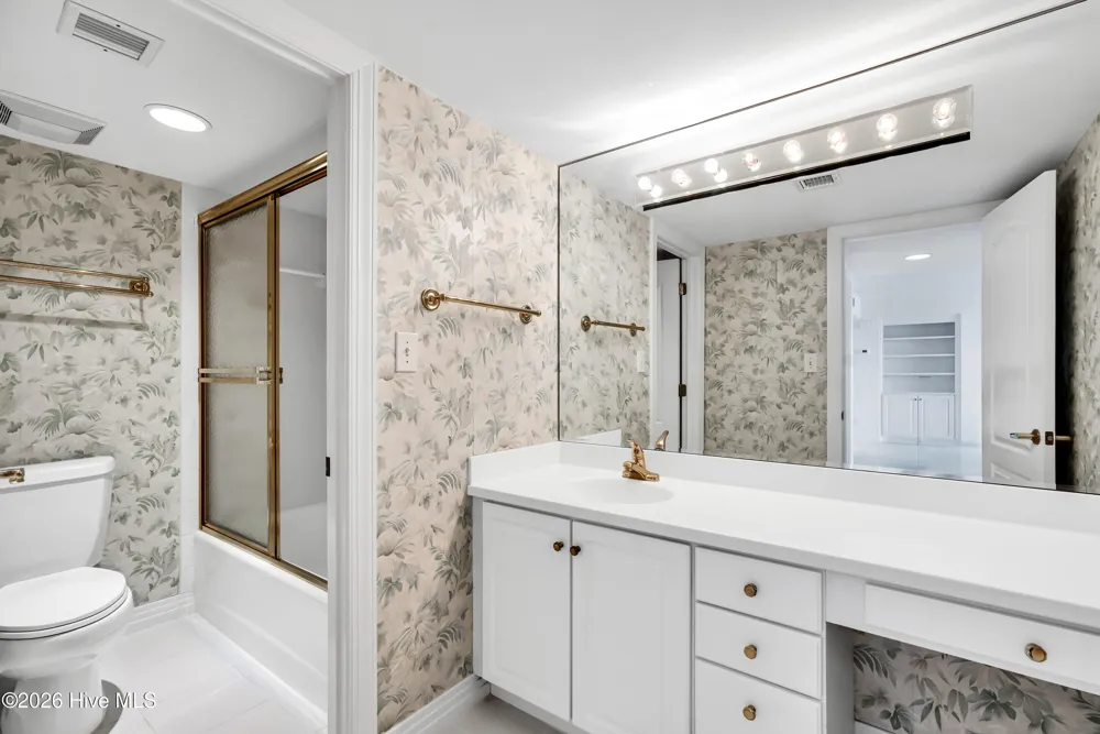 322 Causeway Drive #Ste 1107 Wrightsville Beach, NC 28480