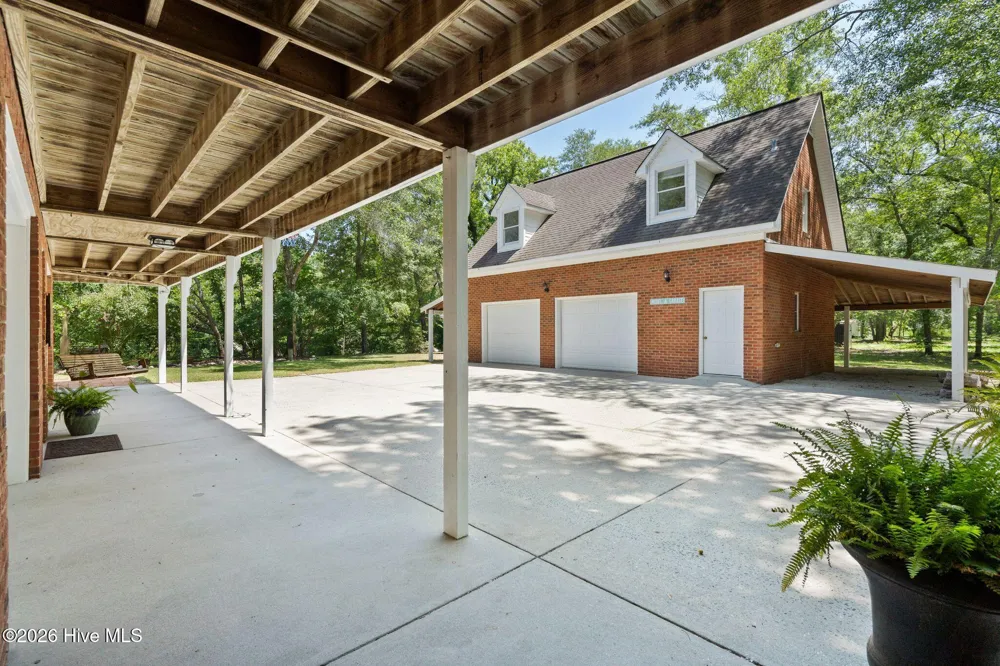 561 White Tail Lane Willard, NC 28478