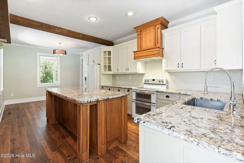 561 White Tail Lane Willard, NC 28478