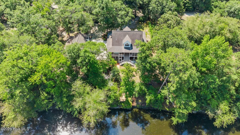 561 White Tail Lane Willard, NC 28478