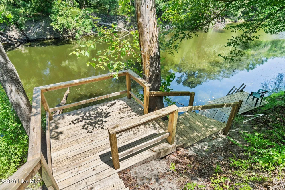 561 White Tail Lane Willard, NC 28478