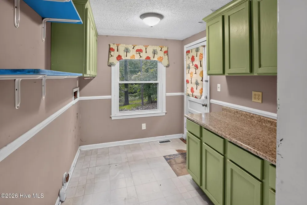 1008 Ontario Drive West Columbia, SC 29169