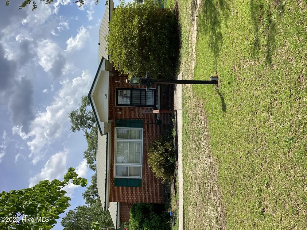1107 Oak Avenue Hamlet, NC 28345