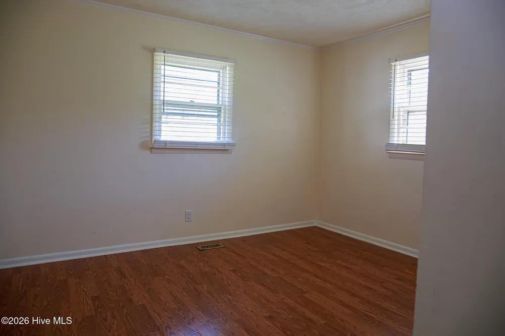 1107 Oak Avenue Hamlet, NC 28345
