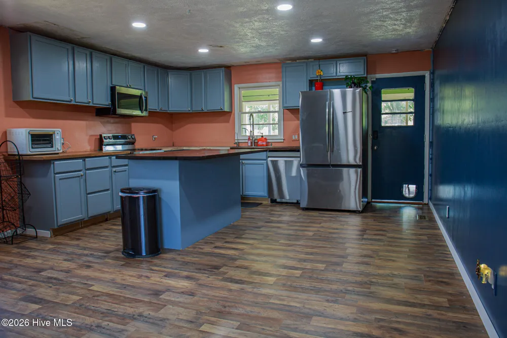 1107 Oak Avenue Hamlet, NC 28345